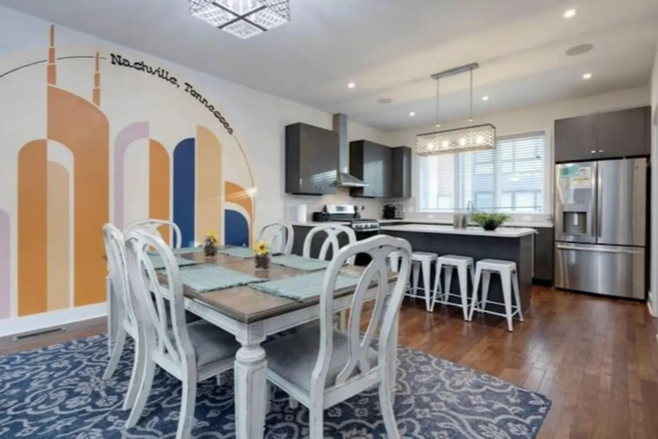 Modern Townhome, Large Game Room, 10Min To Downtown! Sleeps 10! Νάσβιλ 0*,