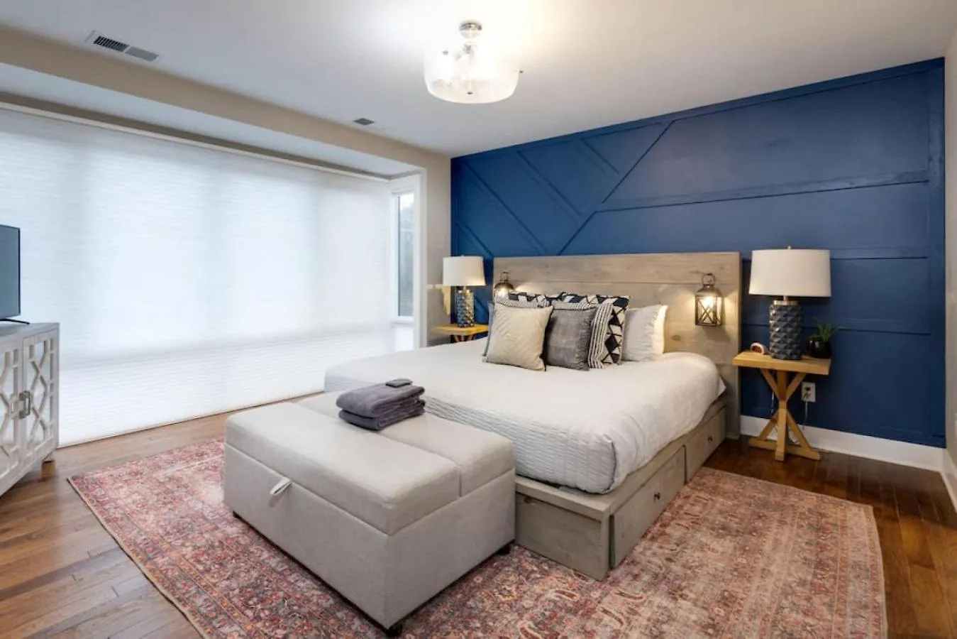 Modern Townhome, Large Game Room, 10Min To Downtown! Sleeps 10! Νάσβιλ